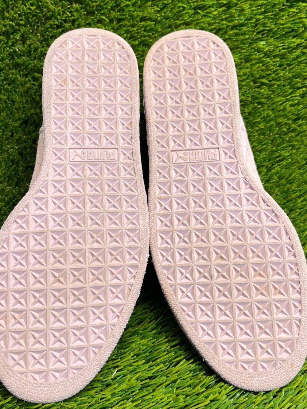 Puma Suede Classic Womens Size 8.5 Pink Athletic Suede Walking Shoes Sneakers - Picture 7 of 10